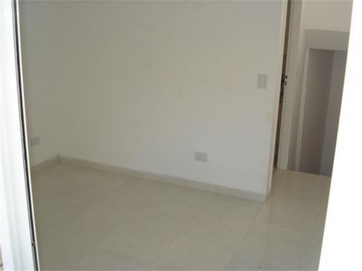 PH 2 AMB en 2 Plantas | SIN EXPENSAS | ABL y Aysa INCLUIDO | Super Luminoso