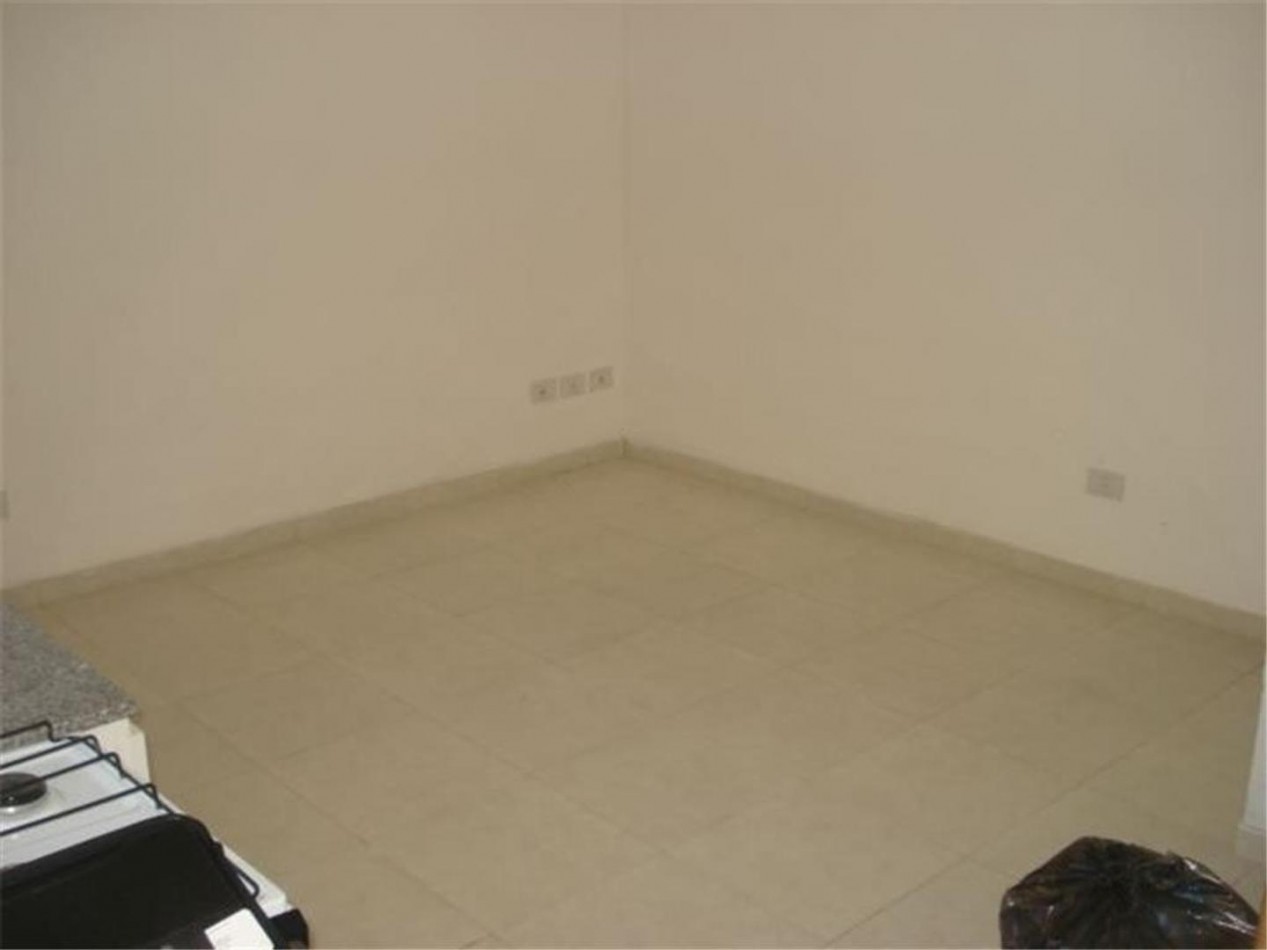 PH 2 AMB en 2 Plantas | SIN EXPENSAS | ABL y Aysa INCLUIDO | Super Luminoso