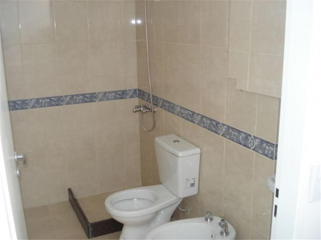 PH 2 AMB en 2 Plantas | SIN EXPENSAS | ABL y Aysa INCLUIDO | Super Luminoso