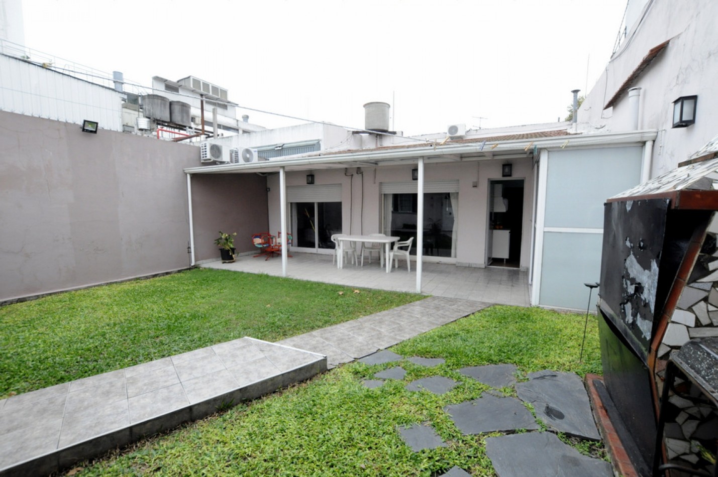 PH 3 AMB | Galeria | Jardin | Mas 2 habitaciones y Baño.