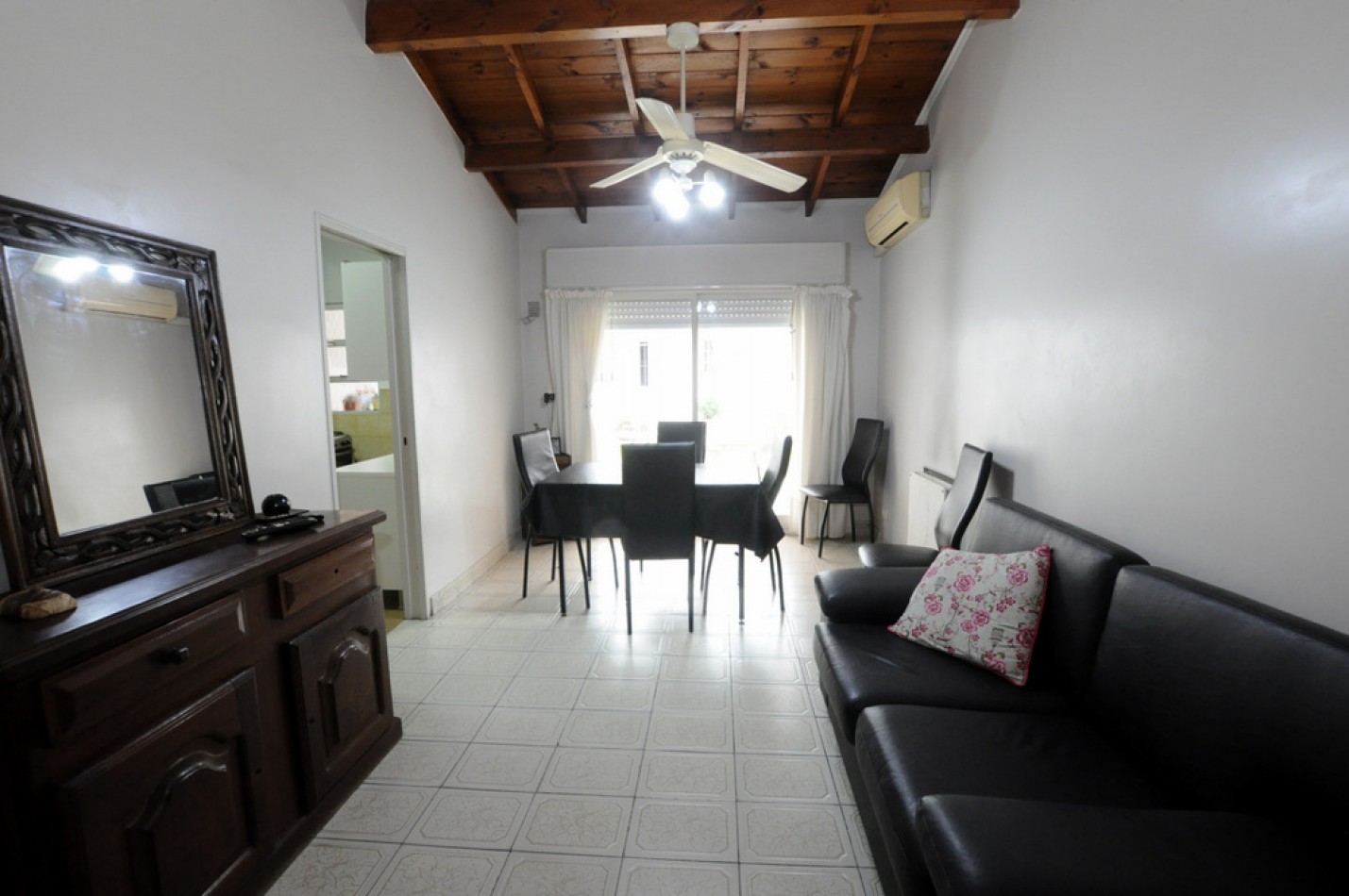 PH 3 AMB | Galeria | Jardin | Mas 2 habitaciones y Baño.